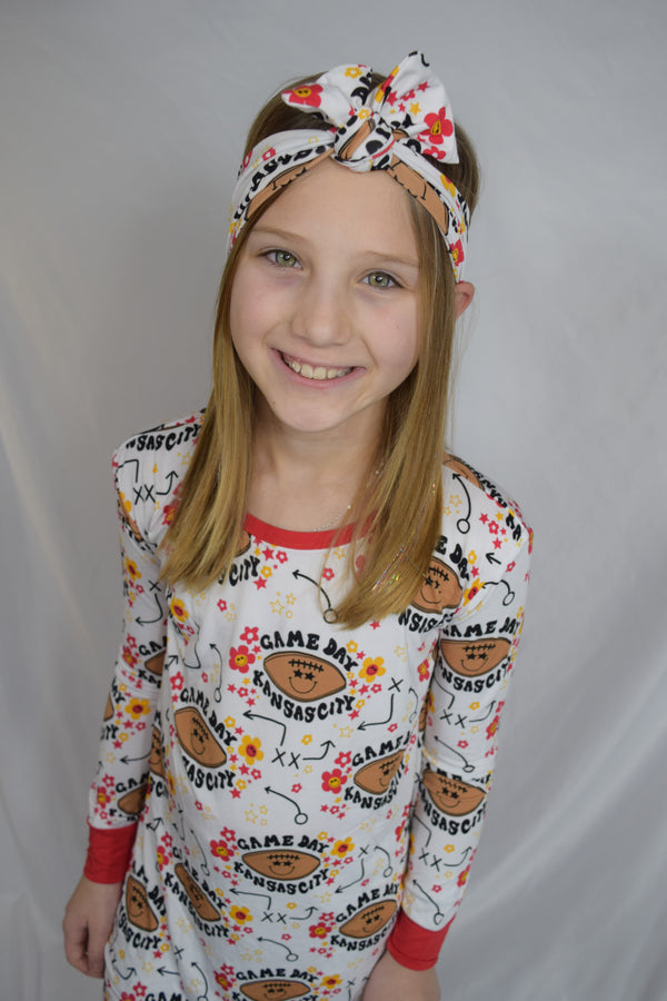 Game Day KC Long Sleeve Pajamas (Flower)