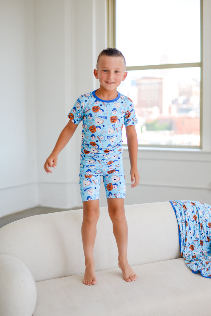 Kauffman 2 Piece Set